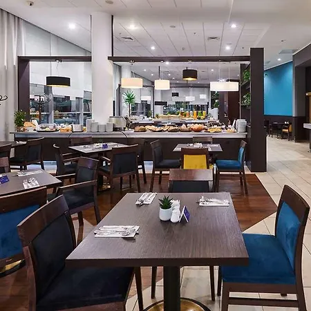 Radisson Blu Hotel. Готель